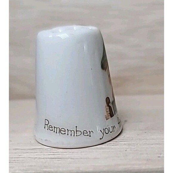 Vintage Set Of 2 Hummel Thimbles Friends Themed - Picture 4 of 11